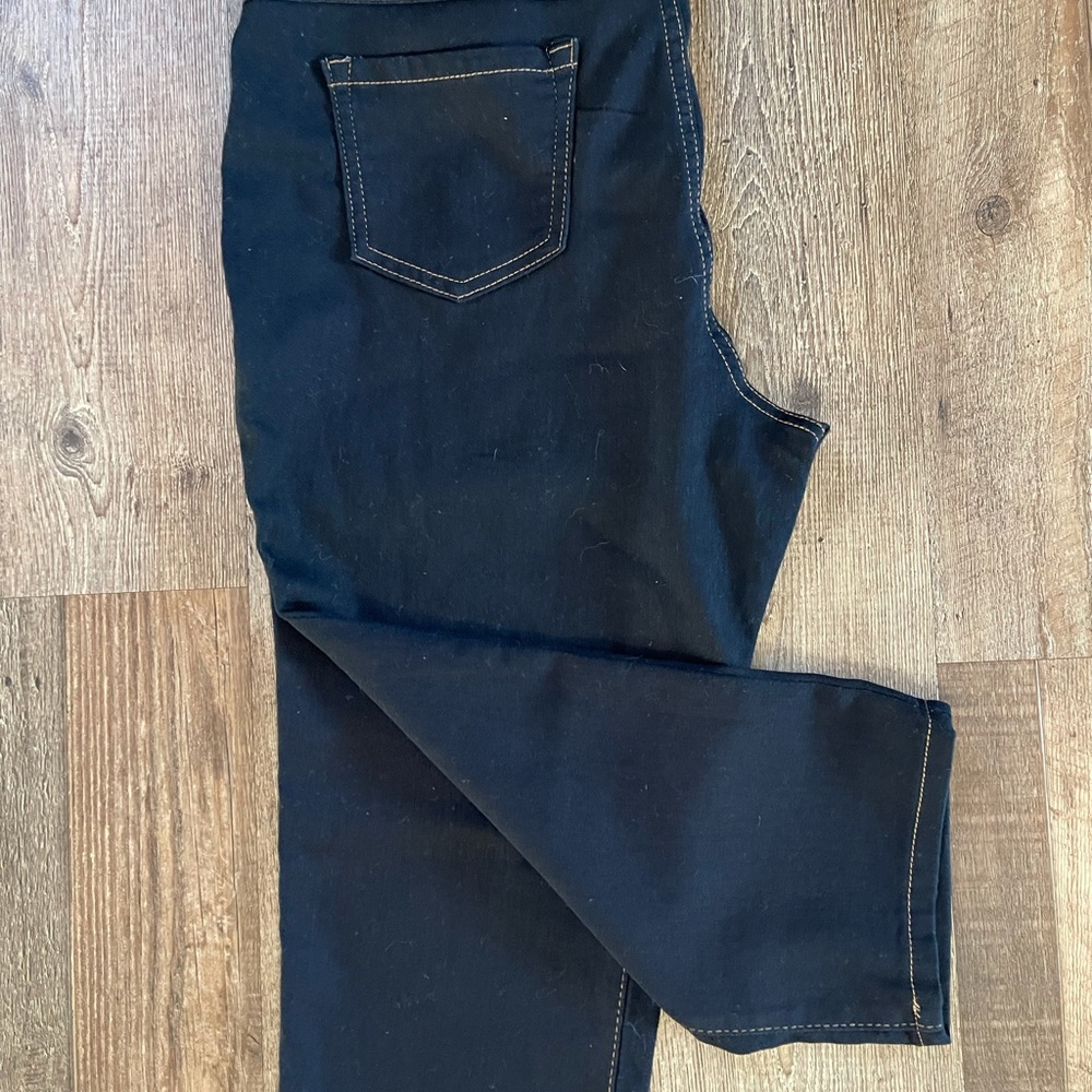 Capri Jeans